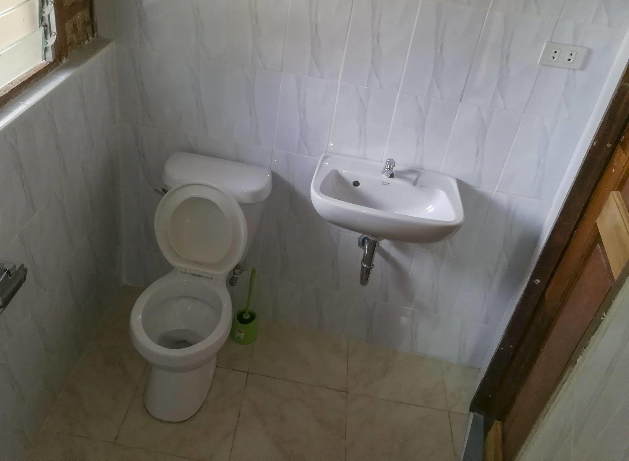 Isla Hayahay Beach Resort And Restaurant Calape Экстерьер фото