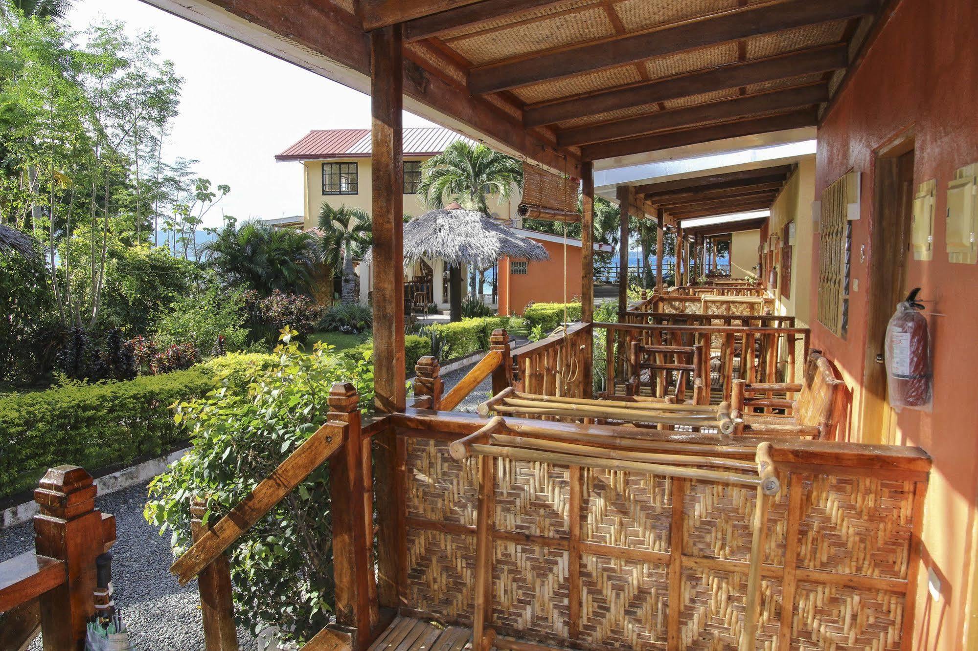Isla Hayahay Beach Resort And Restaurant Calape Экстерьер фото